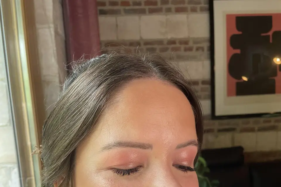 Hemmie Makeup Artist — photo 3