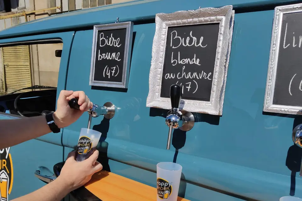 Happy Hour Van — photo 8