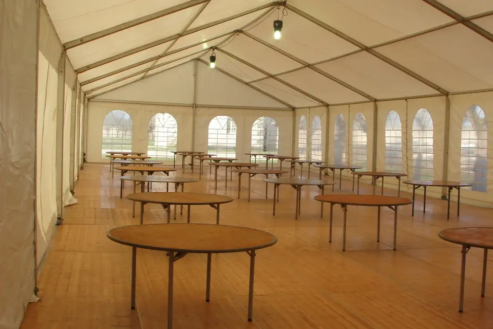 Abris Boxes Chapiteaux — photo 2