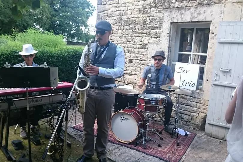 Jav Trio — photo 5