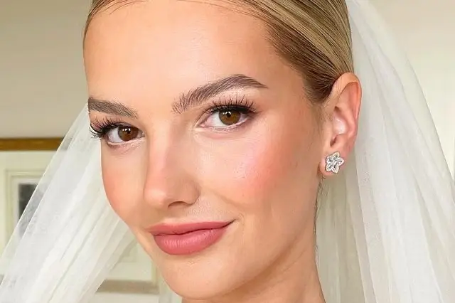 Deborah Ichoua Makeup Artist — photo 8