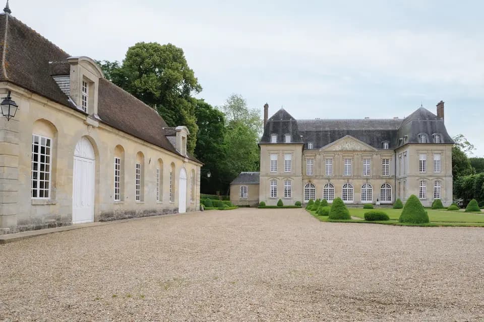 Château de Boury — photo 1