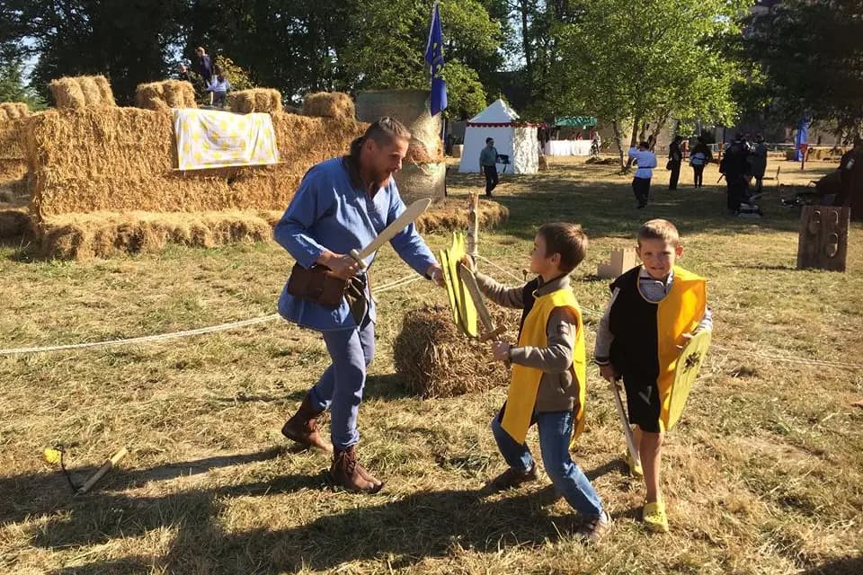 Entre Chien et Jeu — photo 1