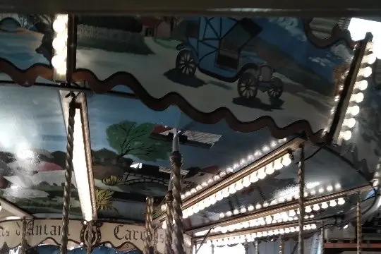 Carrousel Famille Roux — photo 3