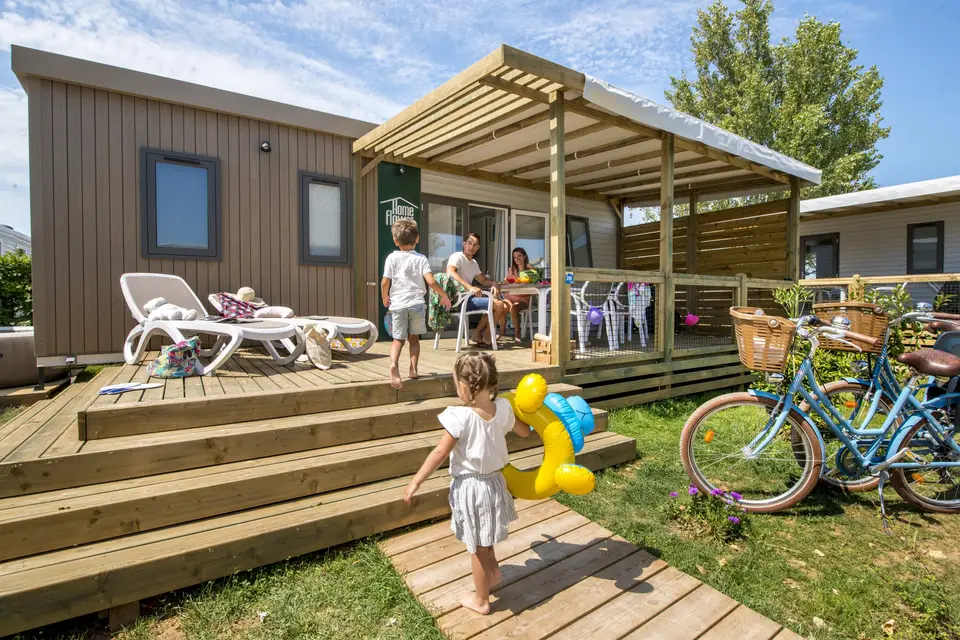 Flower Camping Les Ilates — photo 1