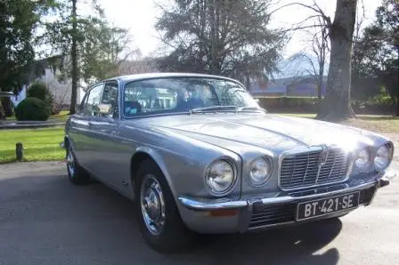 Goldcar Location — photo 8