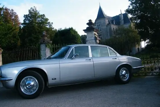 Goldcar Location — photo 3