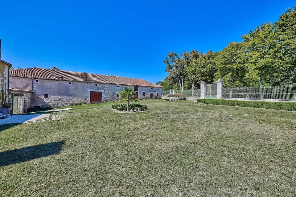 Pavillon Saint Michel — photo 5