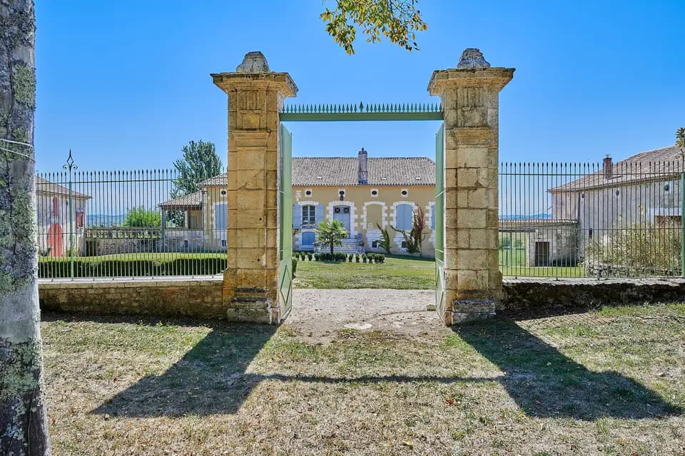 Pavillon Saint Michel — photo 6