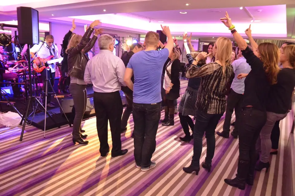 Radiolive Orchestre Événementiel — photo 3