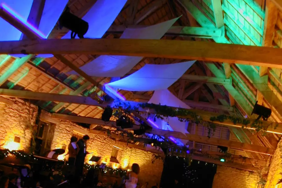 Stef Tom — photo 1