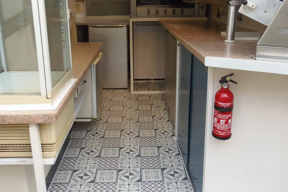 Love Pizza - Camion Pizza — photo 2