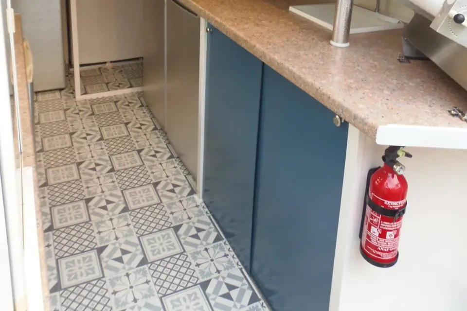 Love Pizza - Camion Pizza — photo 3