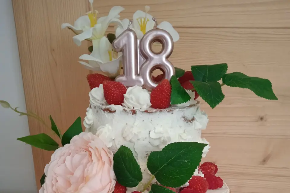 Dv Cakes — photo 1