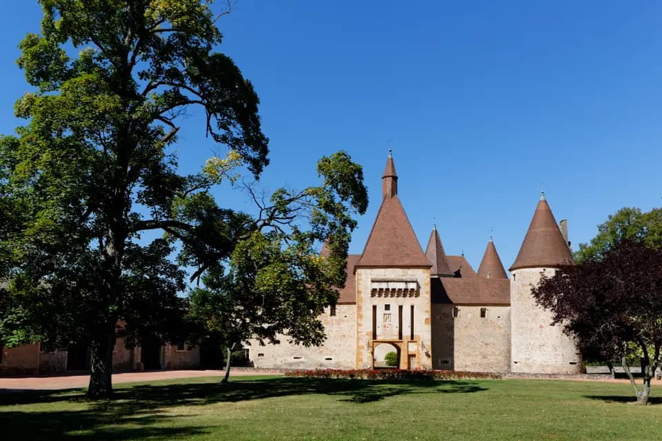 Château de Corcelles — photo 2