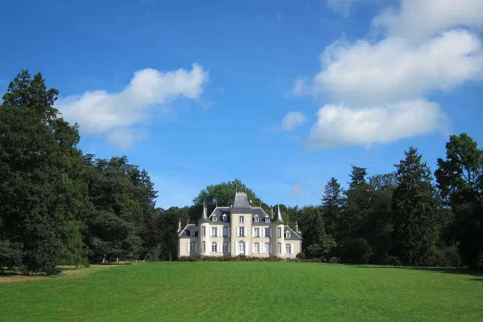 Château de Fontenaille — photo 1