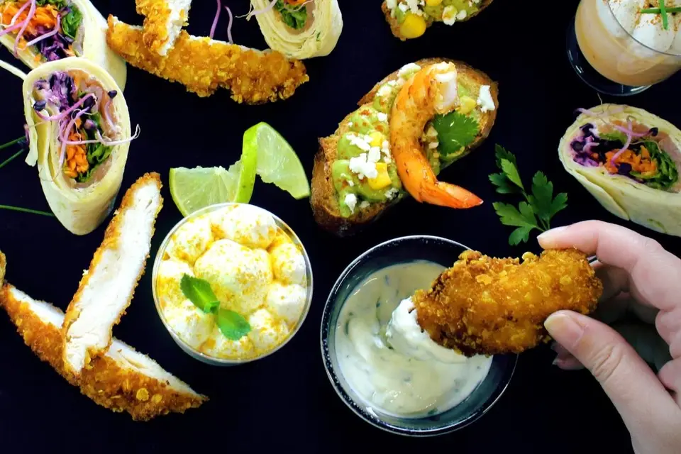 Travel food truck — photo 4