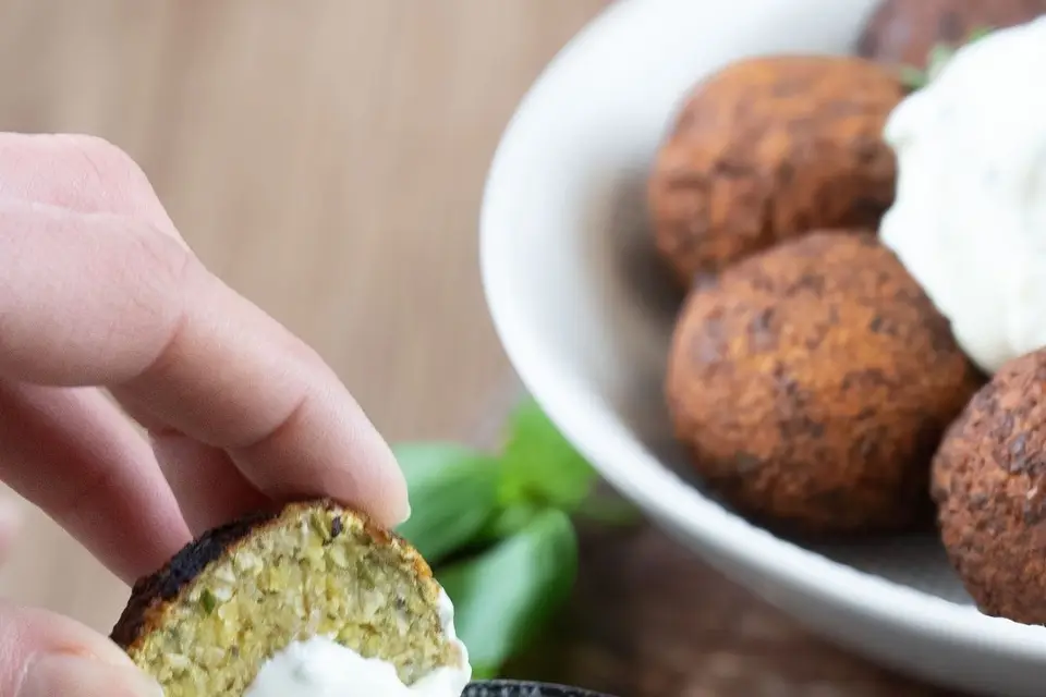 Travel food truck — photo 1