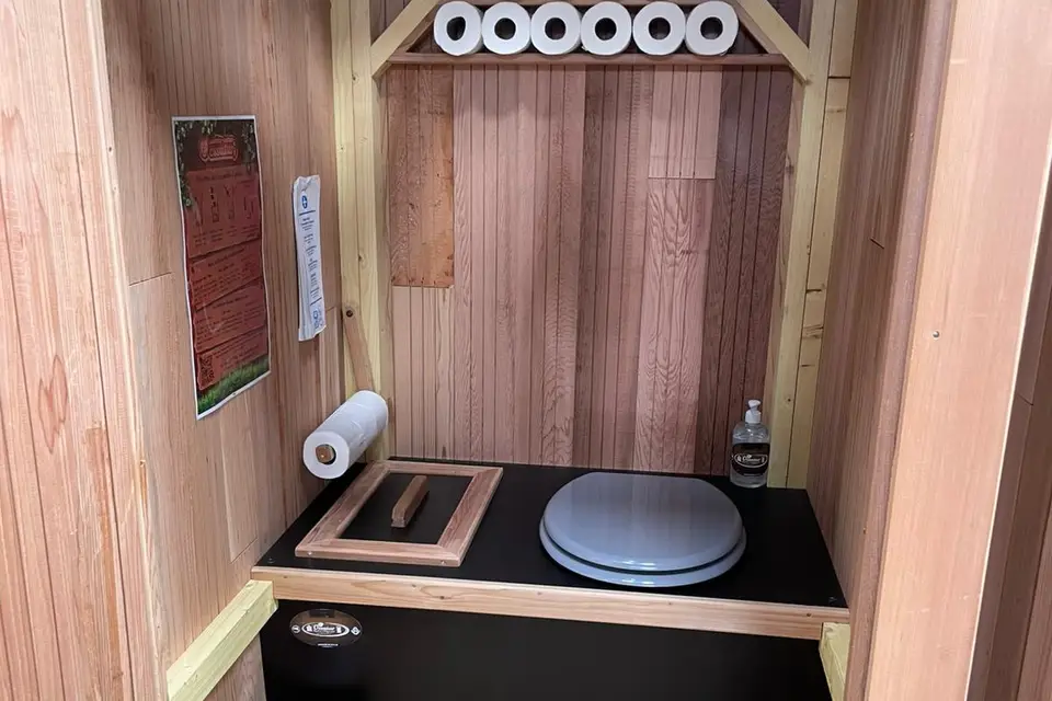 Ossatur - Toilettes sèches — photo 2