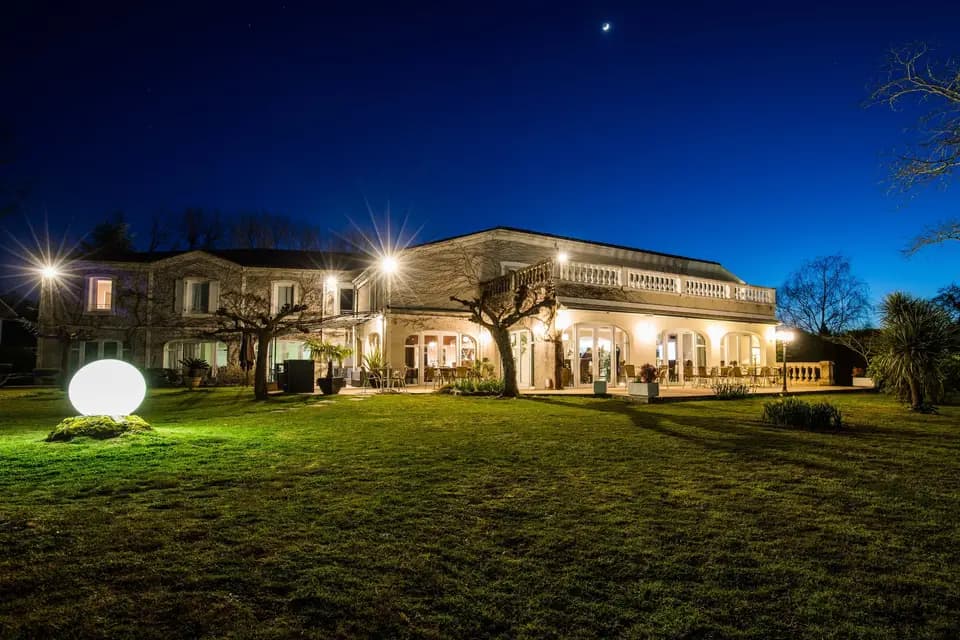 Le Renaissance — photo 5