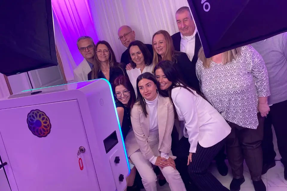 Smile Box by Jalel — photo 3