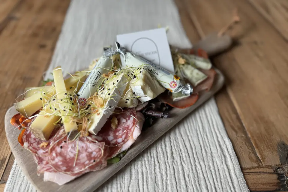 Au Tire Bouchon — photo 1