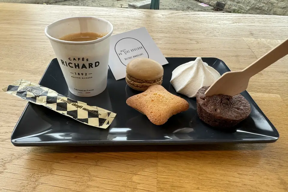 Au Tire Bouchon — photo 3