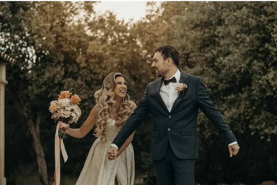 Ton Book Photo — photo 2