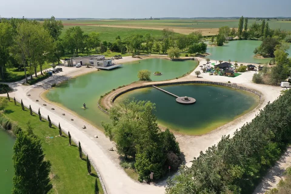 Le Domaine Les Étangs de la Bassée — photo 1