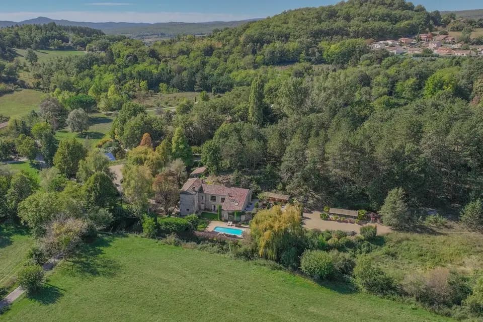 Les Collines de Manon — photo 1