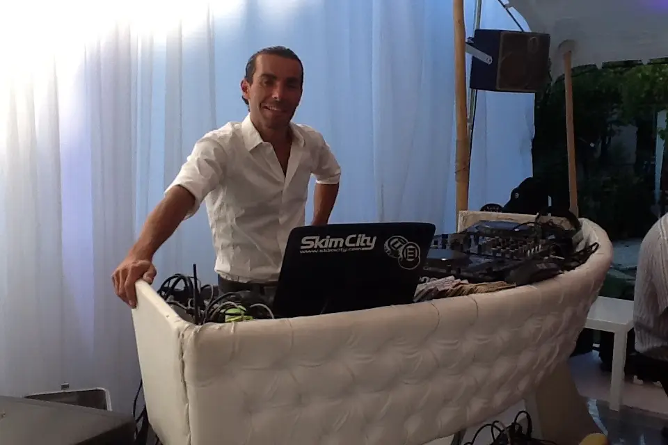 Dj Denis Animation - Lorenzo Ventury Magie — photo 1