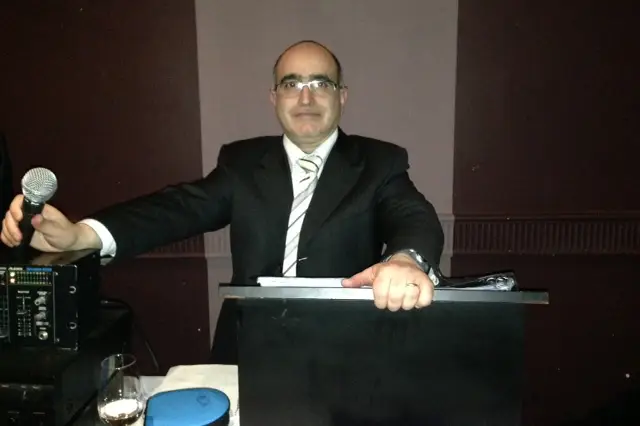 Gil Ams Live — photo 1