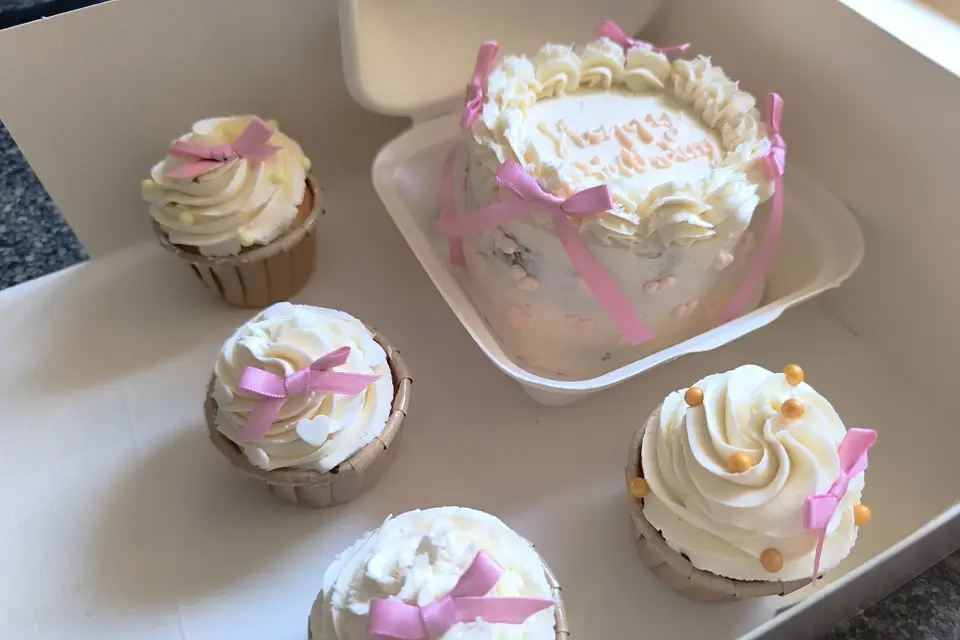 Looki'es — photo 3