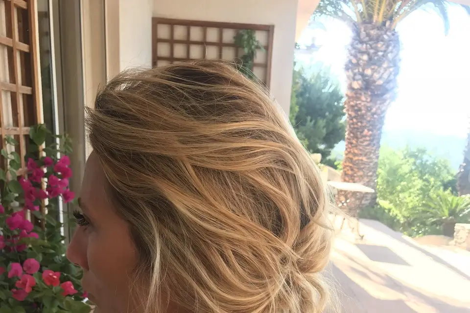 Lou Makeup Artist — photo 8