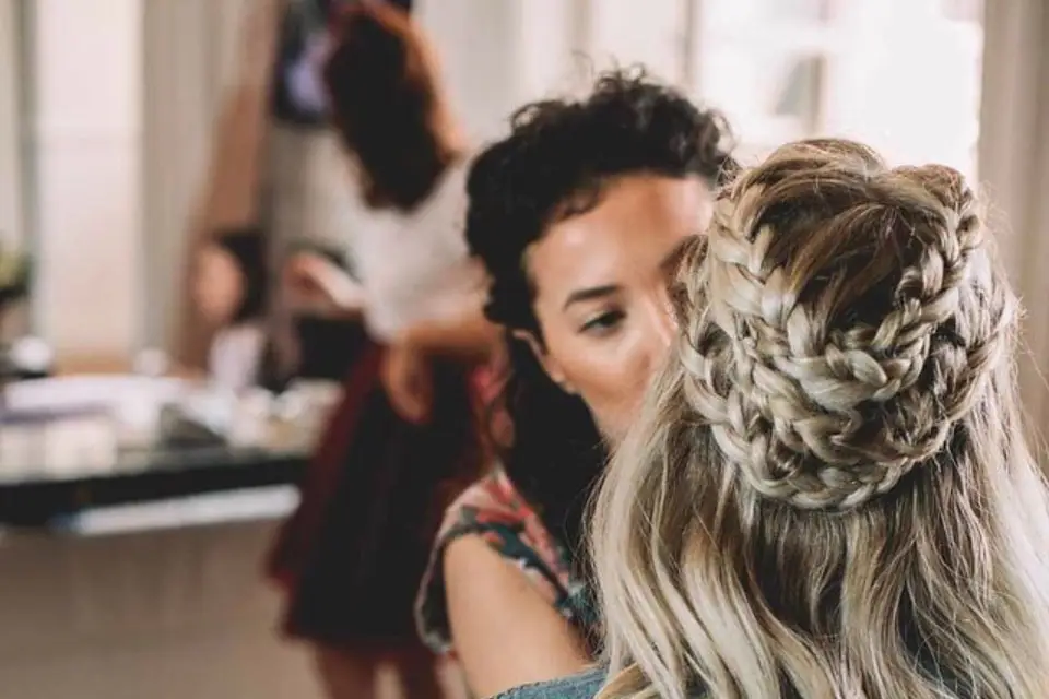 Lou Makeup Artist — photo 3