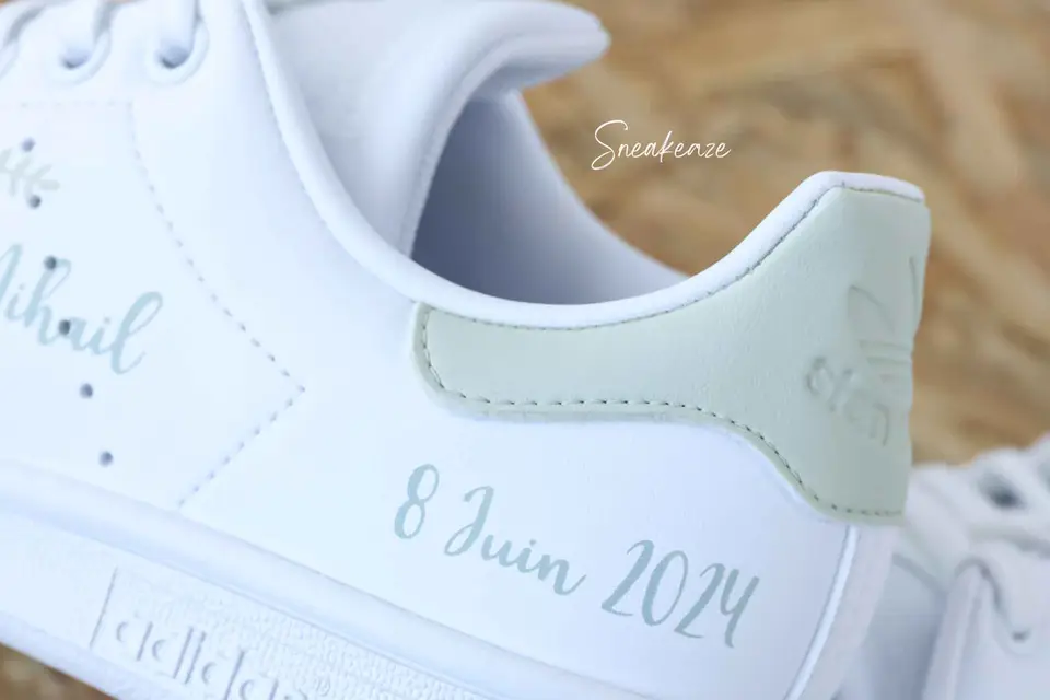 Sneakeaze Customs — photo 3