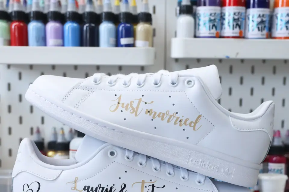 Sneakeaze Customs — photo 4