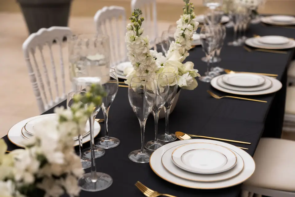 Royale Romance Wedding — photo 1