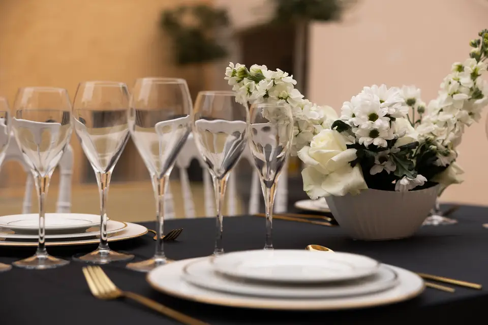 Royale Romance Wedding — photo 3