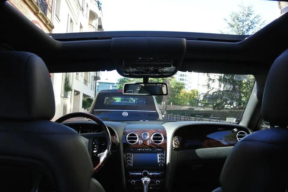 Azoulay Location — photo 4