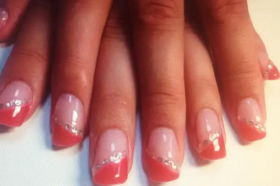 Belle Dame Papillon Nails — photo 5