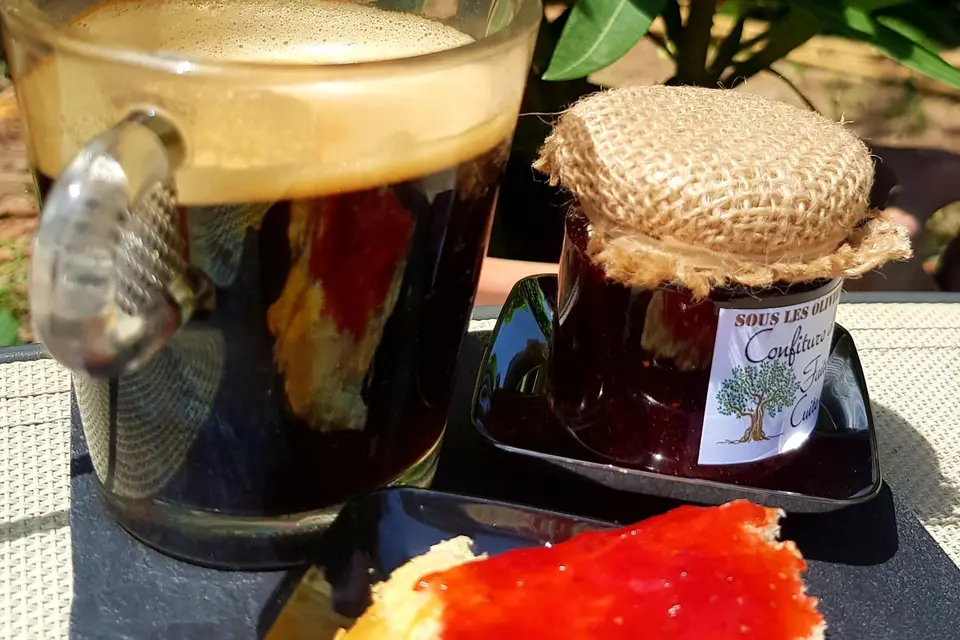 Sous les Oliviers d'Aubenas — photo 2