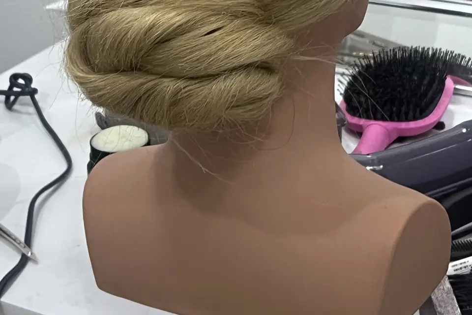 Hairstyle Melike — photo 1