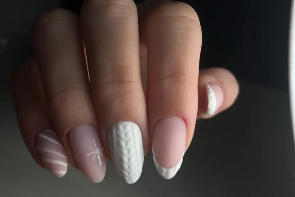 Nails by Madame B — photo 6