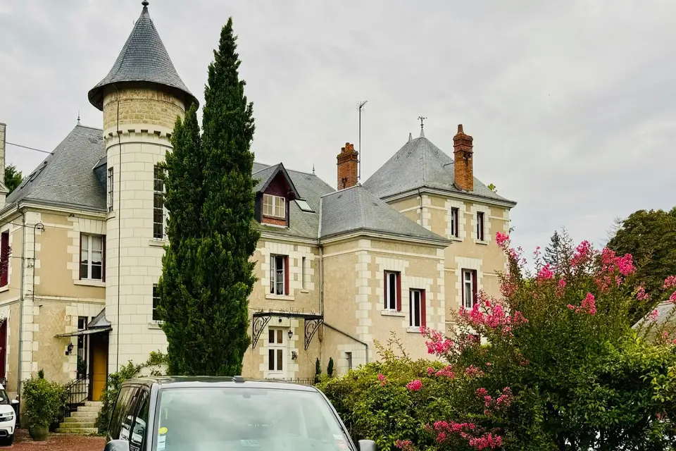 Amboise Shuttle — photo 7