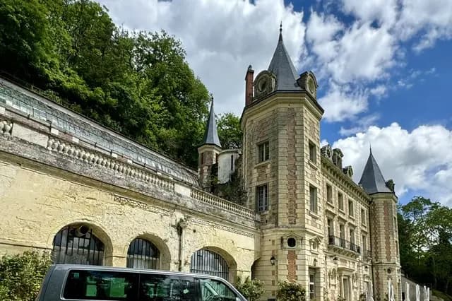 Amboise Shuttle — photo 4