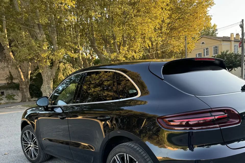 NH Car Prestige — photo 4