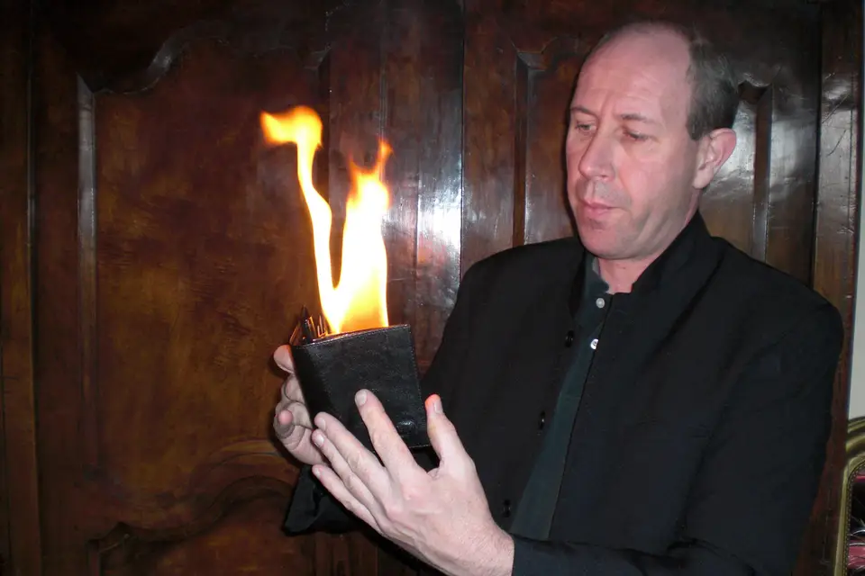 Sylvain Debize - Magicien — photo 1