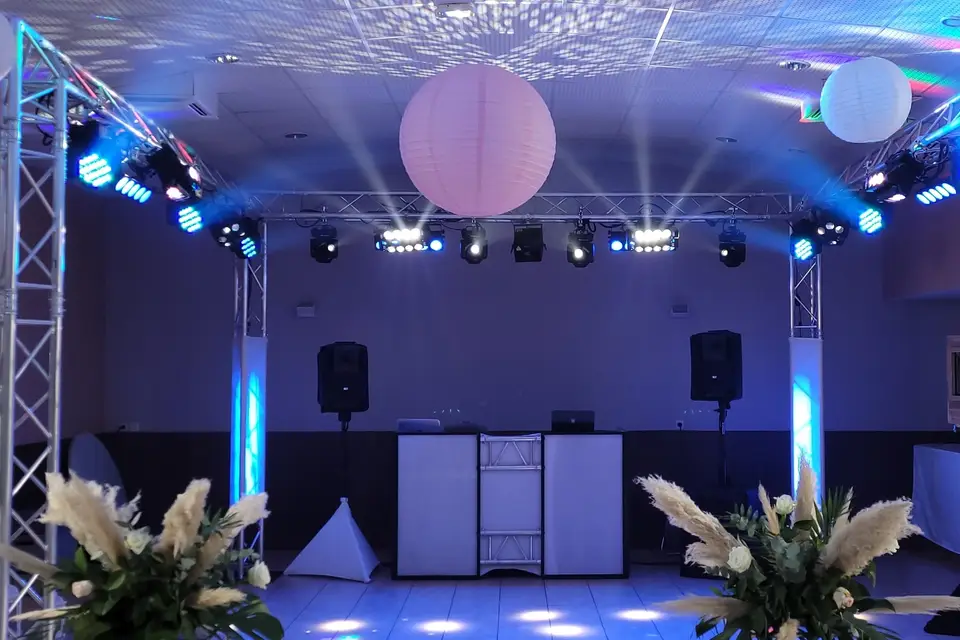 Electronic Audio — photo 4