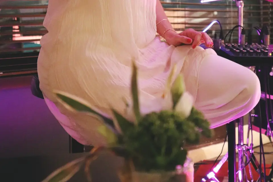 Yellow Moon — photo 4